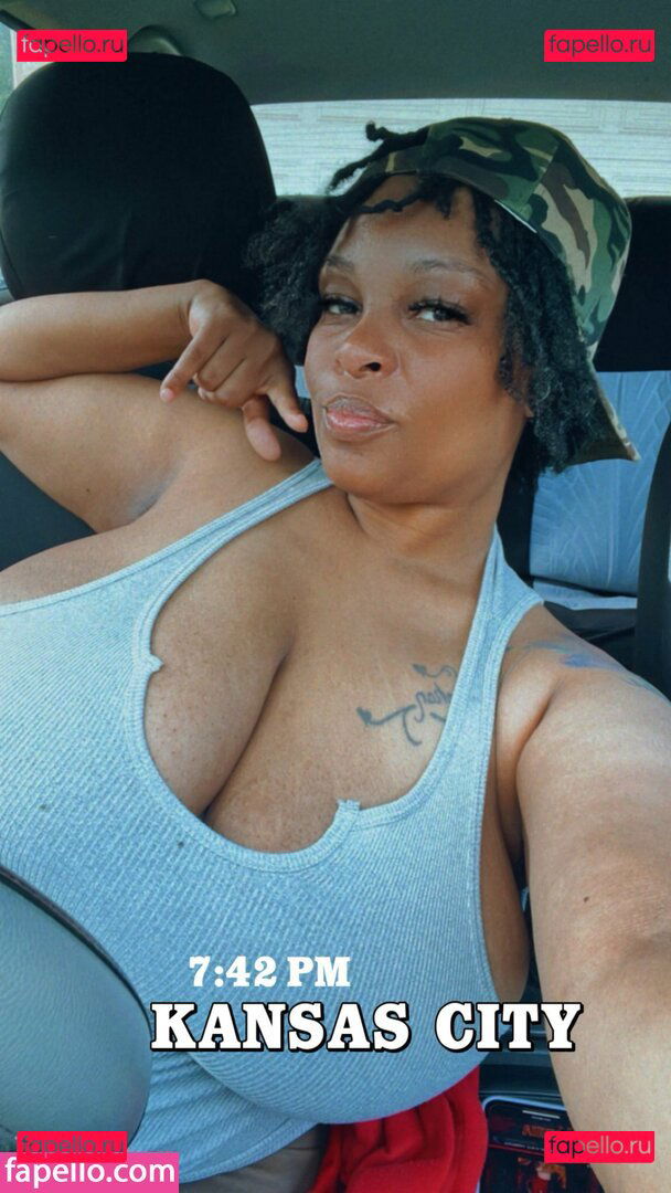 LvMilli / lv_milli_ Onlyfans Photo Gallery 