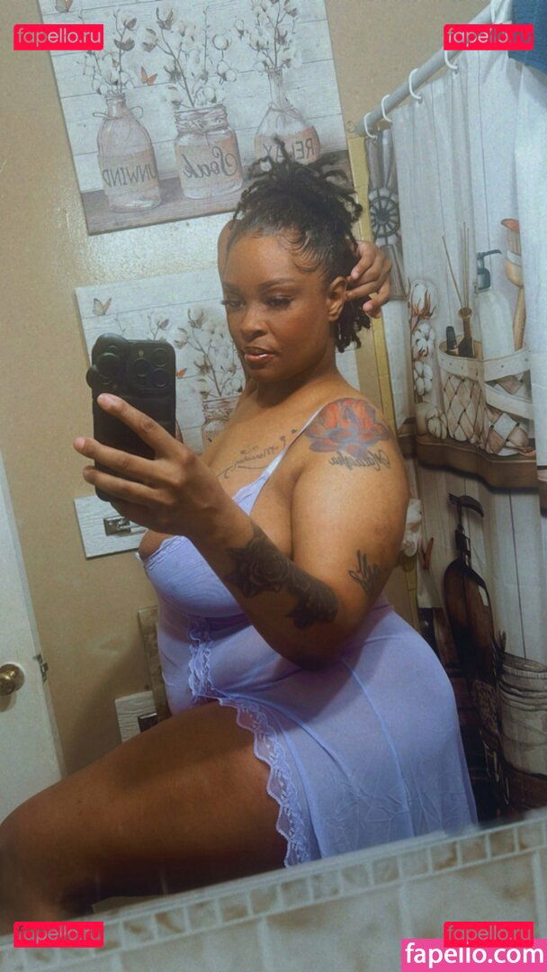 LvMilli / lv_milli_ Onlyfans Photo Gallery 