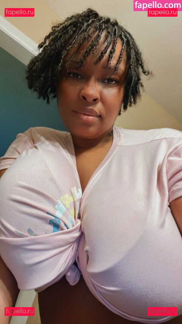 LvMilli / lv_milli_ Onlyfans Photo Gallery 