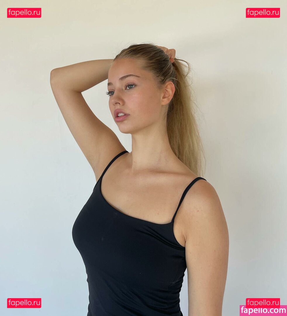 Tatiana Kaer / Tatianakaher / tatianakaer Onlyfans Photo Gallery 