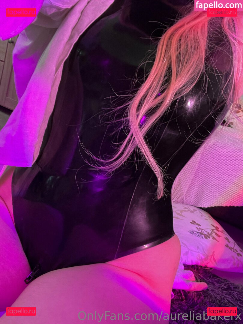 Aurelia Baker / AureliaBaker / aureliabakerx Onlyfans Photo Gallery 