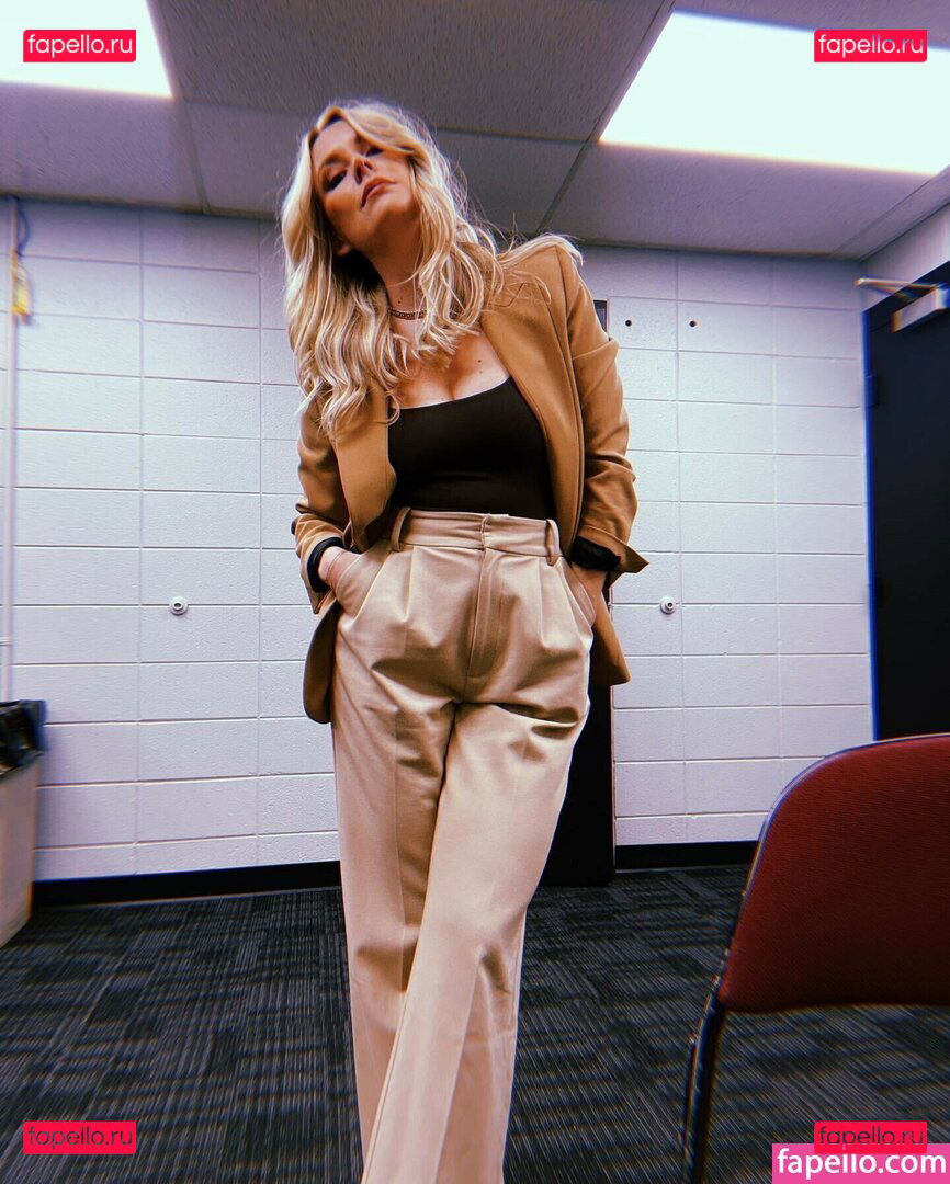 Renee Paquette / reneepaquette Onlyfans Photo Gallery 