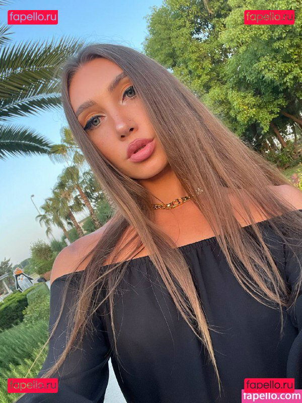 Anita Flexi / bemysl2023 / itsforfree / nonamelol233 Onlyfans Photo Gallery 