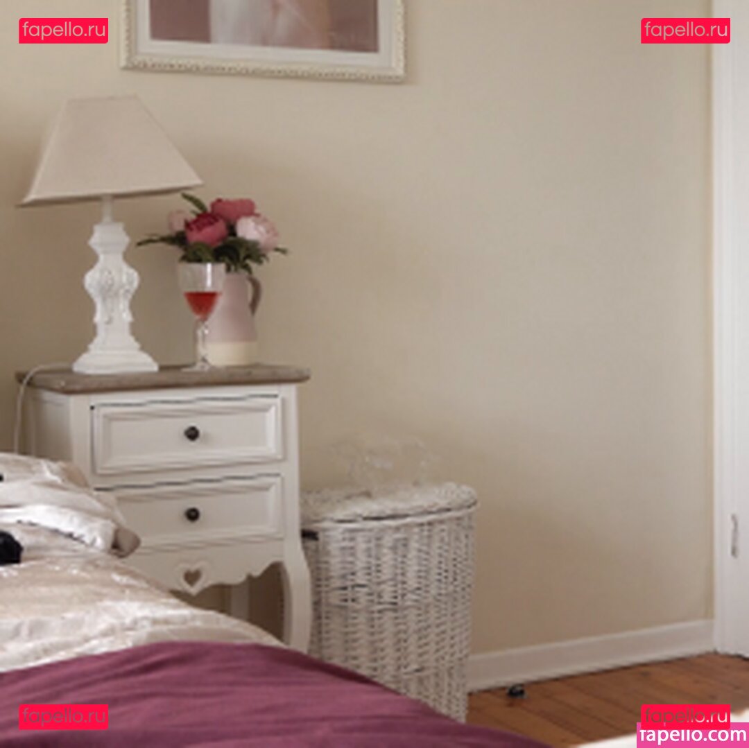 Kiki Minaj / kikiminaj