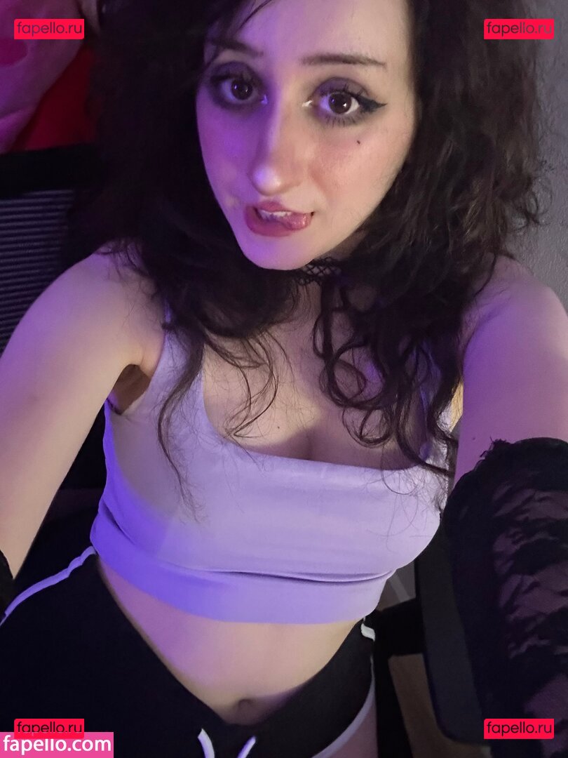 Myrteya / myrajade Onlyfans Photo Gallery 