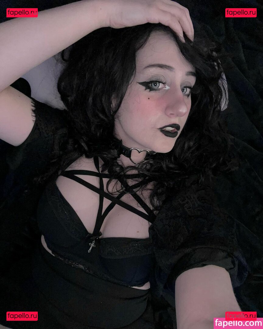 Myrteya / myrajade Onlyfans Photo Gallery 