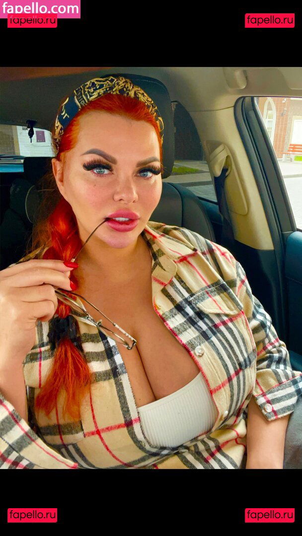 Yulia Moretti / _yulia.moretti_ / https: / yulia / yuliaxxxx Onlyfans Photo Gallery 