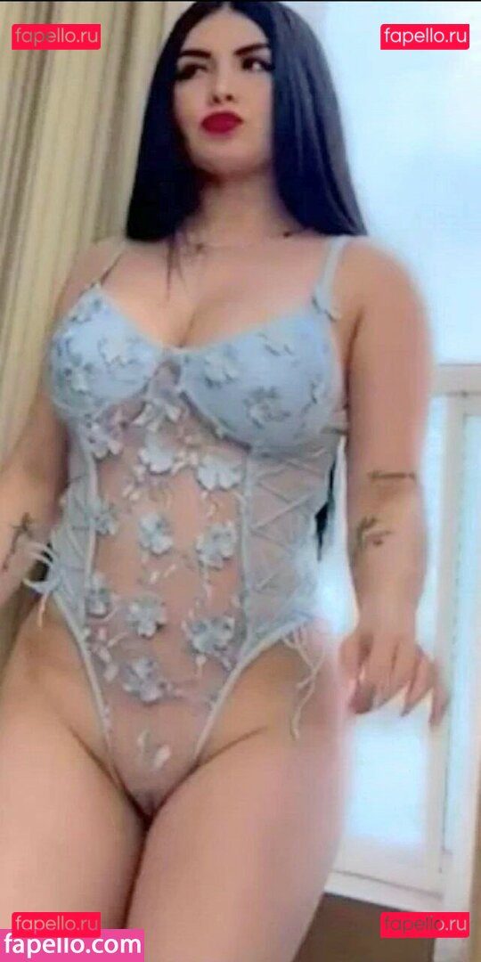 madeainleyof / madeeainley