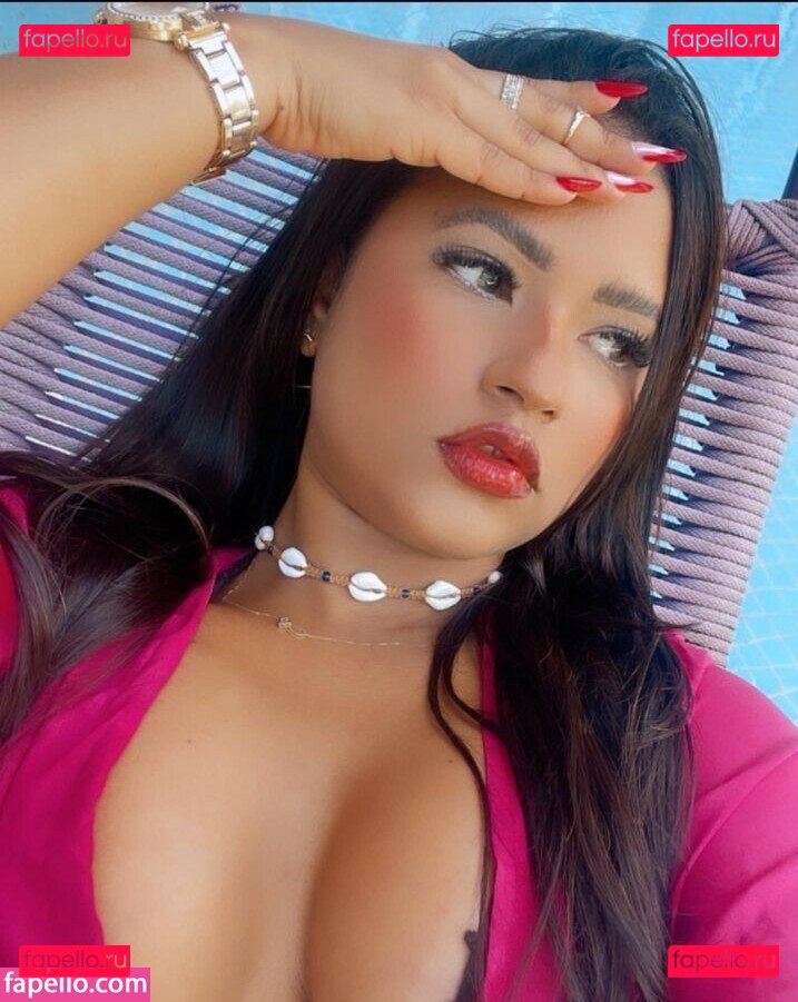 Mykaele Maylane / mykaelarae / mykaelawilson Onlyfans Photo Gallery 