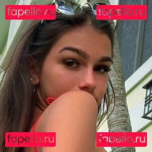 Julia Merekoulias / juliamerekoulias Onlyfans Photo Gallery 