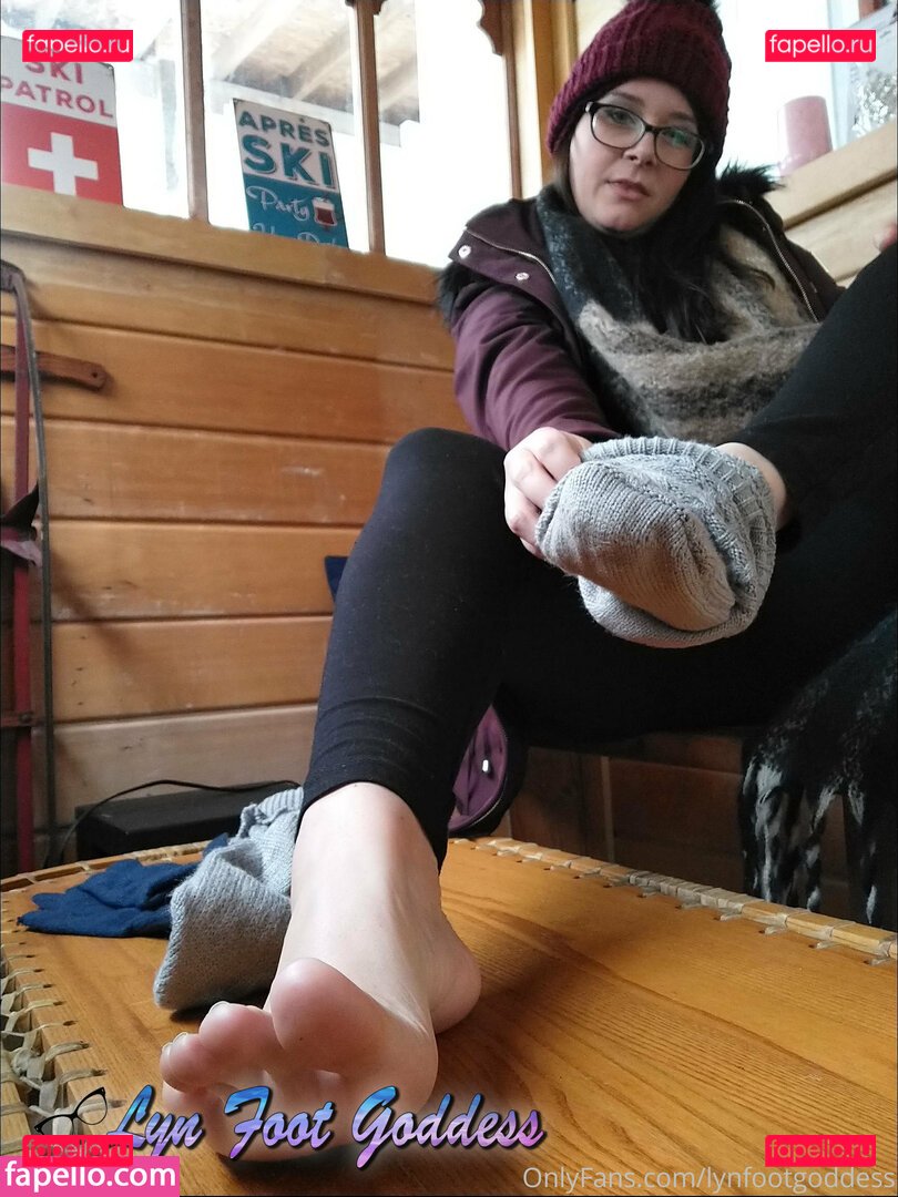 foot.goddess.lin / lynfootgoddess Onlyfans Photo Gallery 