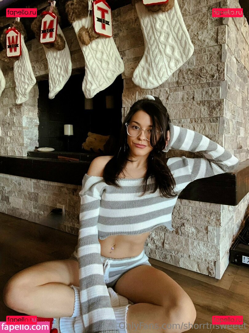 ashleykutcher / shorrtnsweeet Onlyfans Photo Gallery 