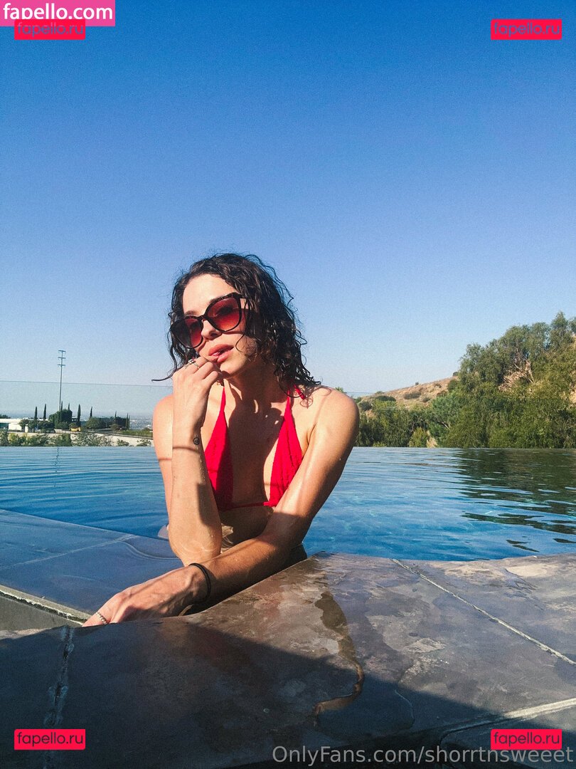 ashleykutcher / shorrtnsweeet Onlyfans Photo Gallery 