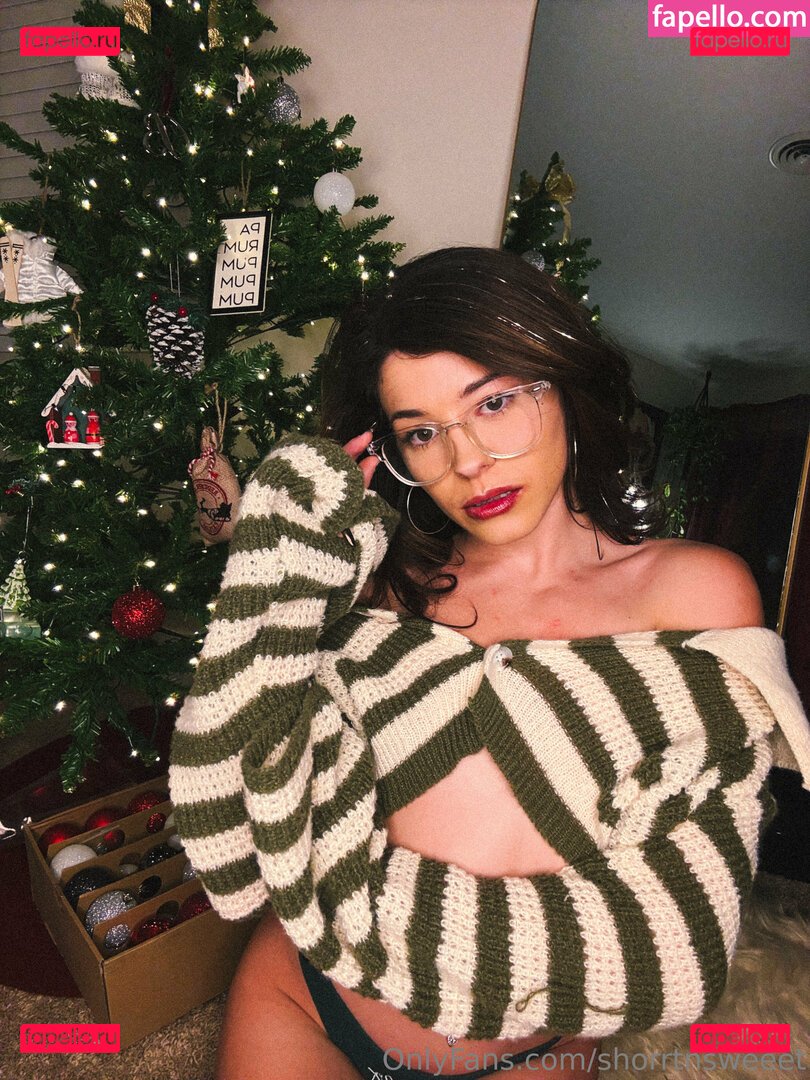 ashleykutcher / shorrtnsweeet Onlyfans Photo Gallery 