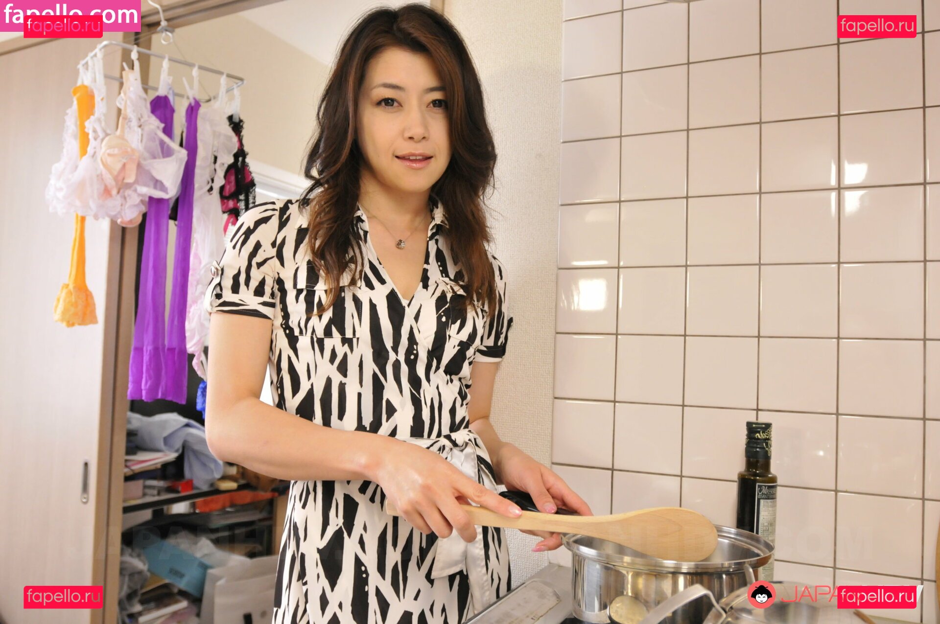 Maki Hojo / makihojyo / 白石さゆり Onlyfans Photo Gallery 