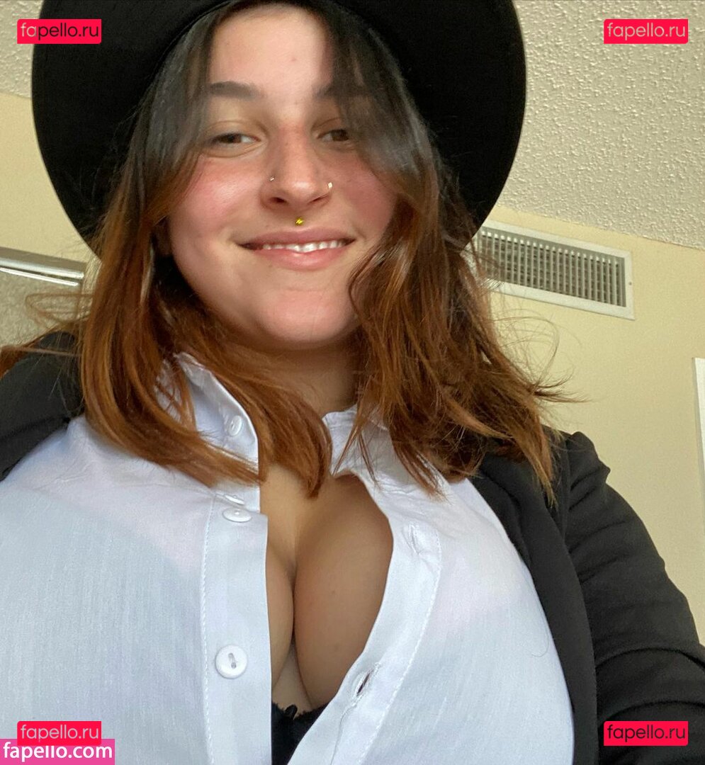 Zucchini / zucchini.angst Onlyfans Photo Gallery 