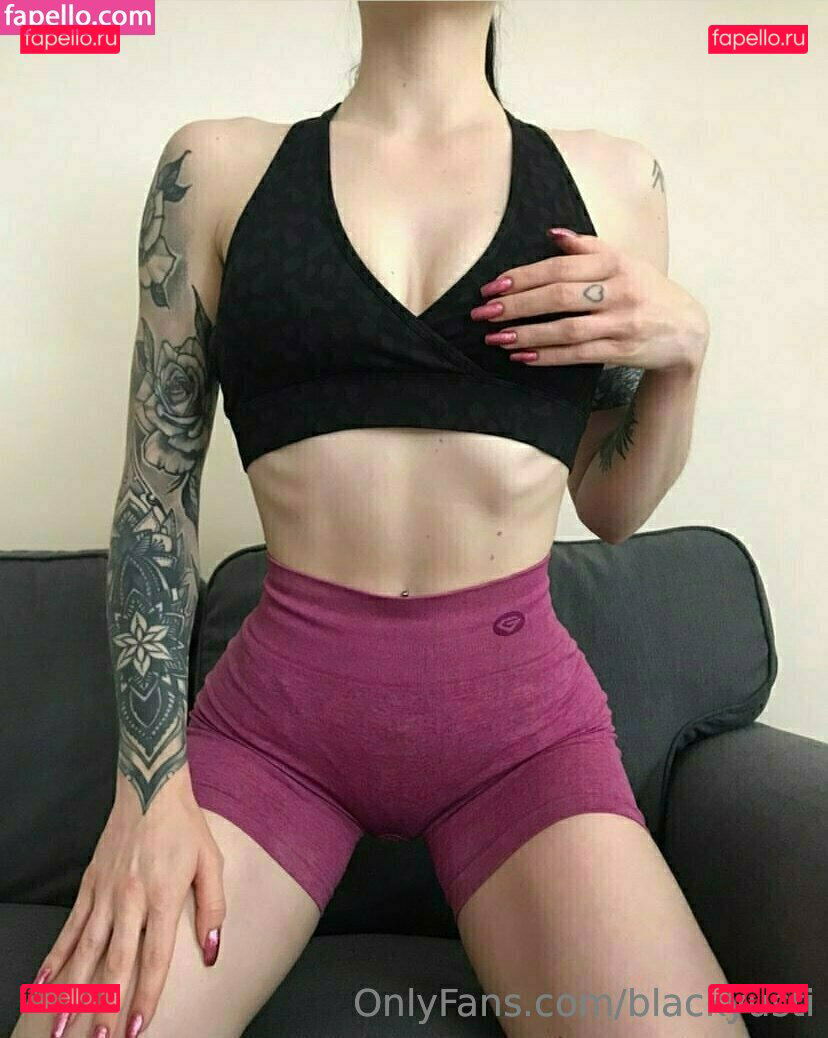 blackyusti / friedsushiii Onlyfans Photo Gallery 