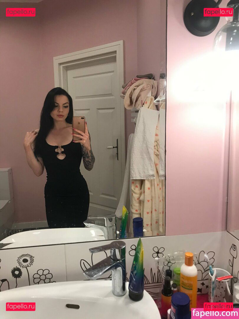 blackyusti / friedsushiii Onlyfans Photo Gallery 