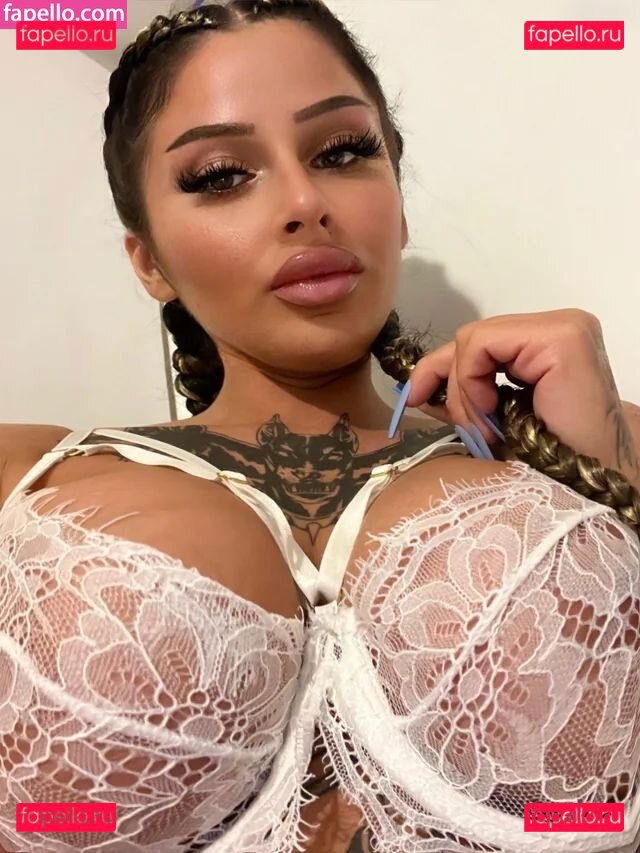 Kocchanie Onlyfans Photo Gallery 