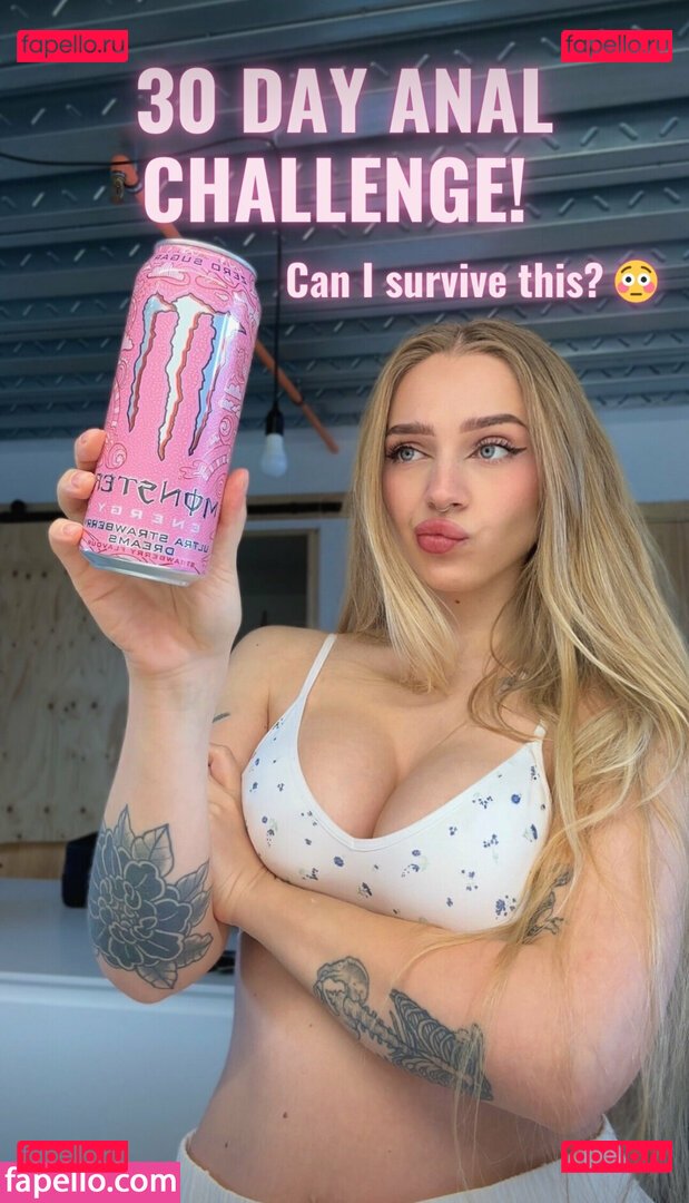 thorrifree / toriroloff Onlyfans Photo Gallery 