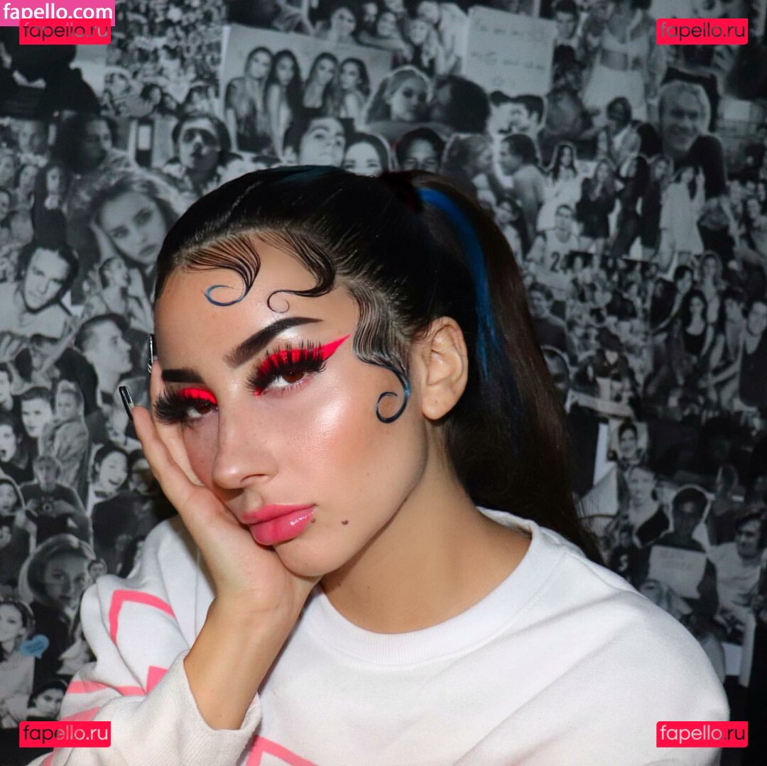 Vai Monroe / vaimonroe Onlyfans Photo Gallery 