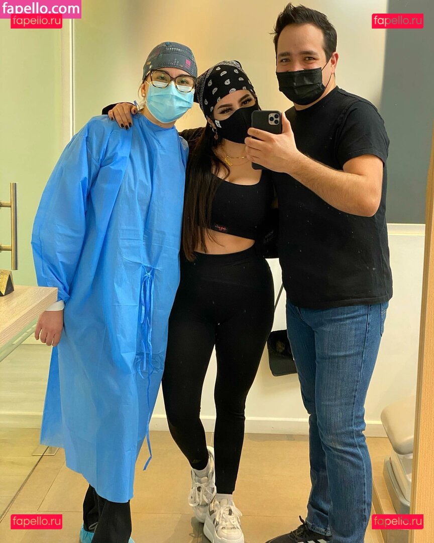 Vai Monroe / vaimonroe Onlyfans Photo Gallery 