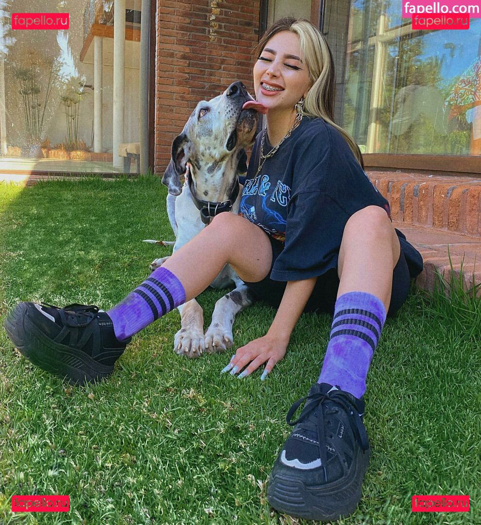 Vai Monroe / vaimonroe Onlyfans Photo Gallery 