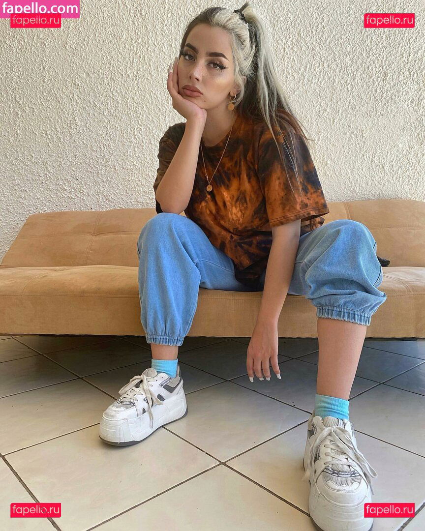 Vai Monroe / vaimonroe Onlyfans Photo Gallery 