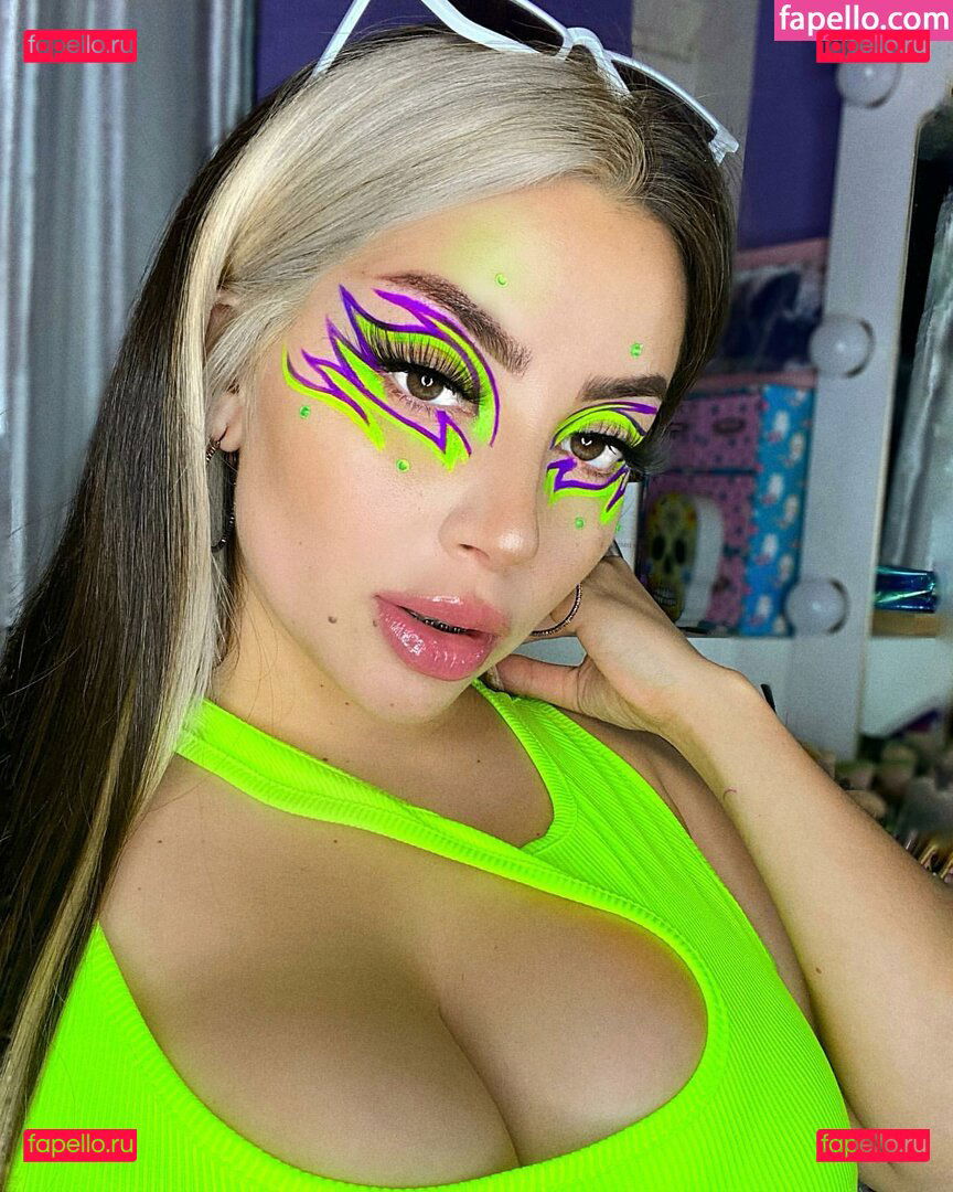 Vai Monroe / vaimonroe Onlyfans Photo Gallery 