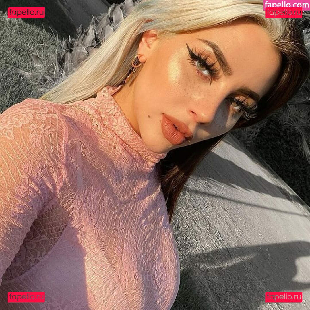 Vai Monroe / vaimonroe Onlyfans Photo Gallery 