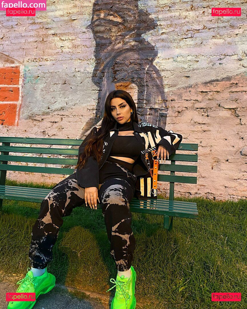 Vai Monroe / vaimonroe Onlyfans Photo Gallery 