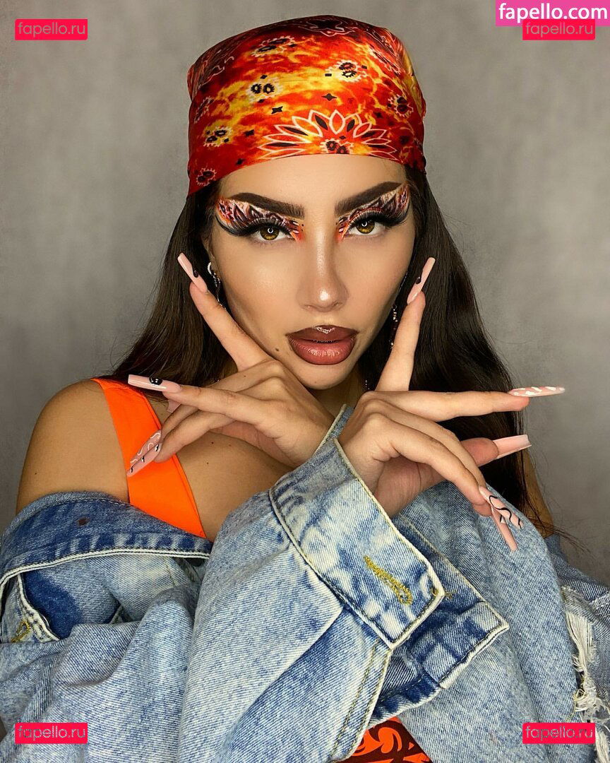 Vai Monroe / vaimonroe Onlyfans Photo Gallery 