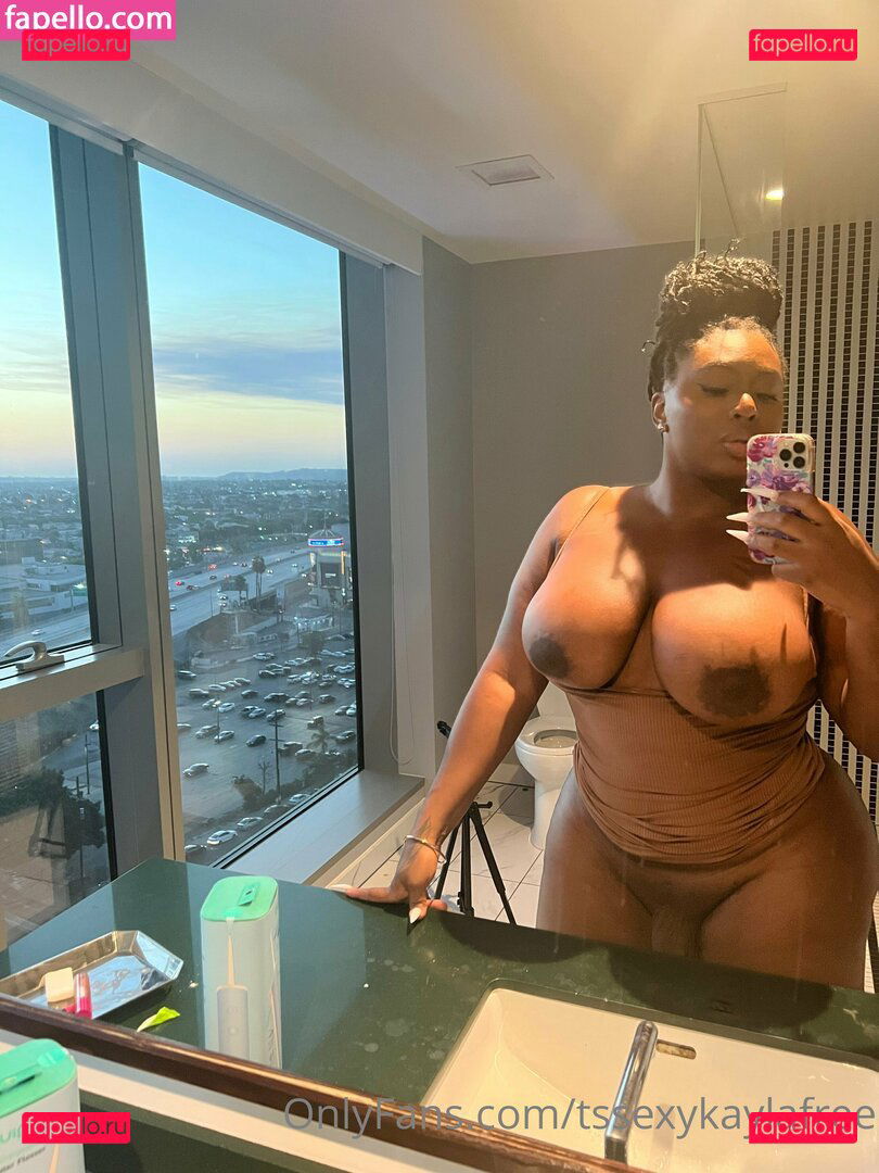 tssexykaylafree / yeahthatschanel Onlyfans Photo Gallery 
