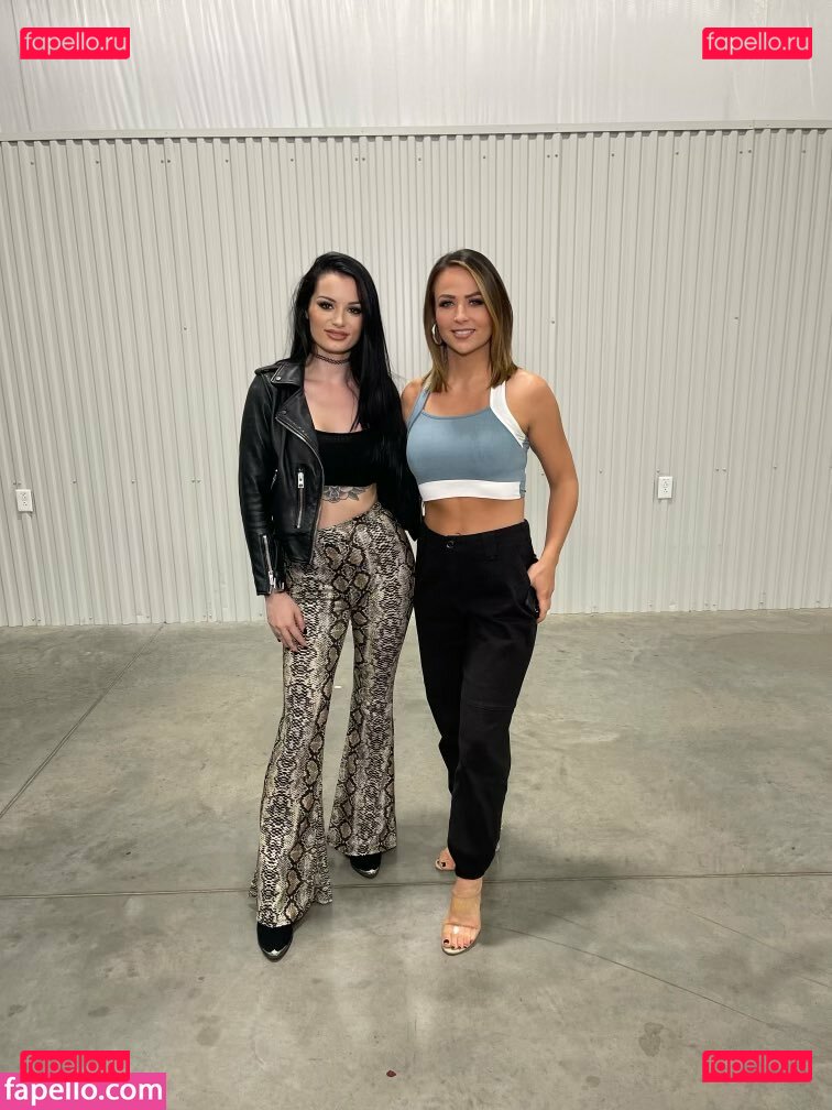 Saraya Bevis / realpaigewwe Onlyfans Photo Gallery 