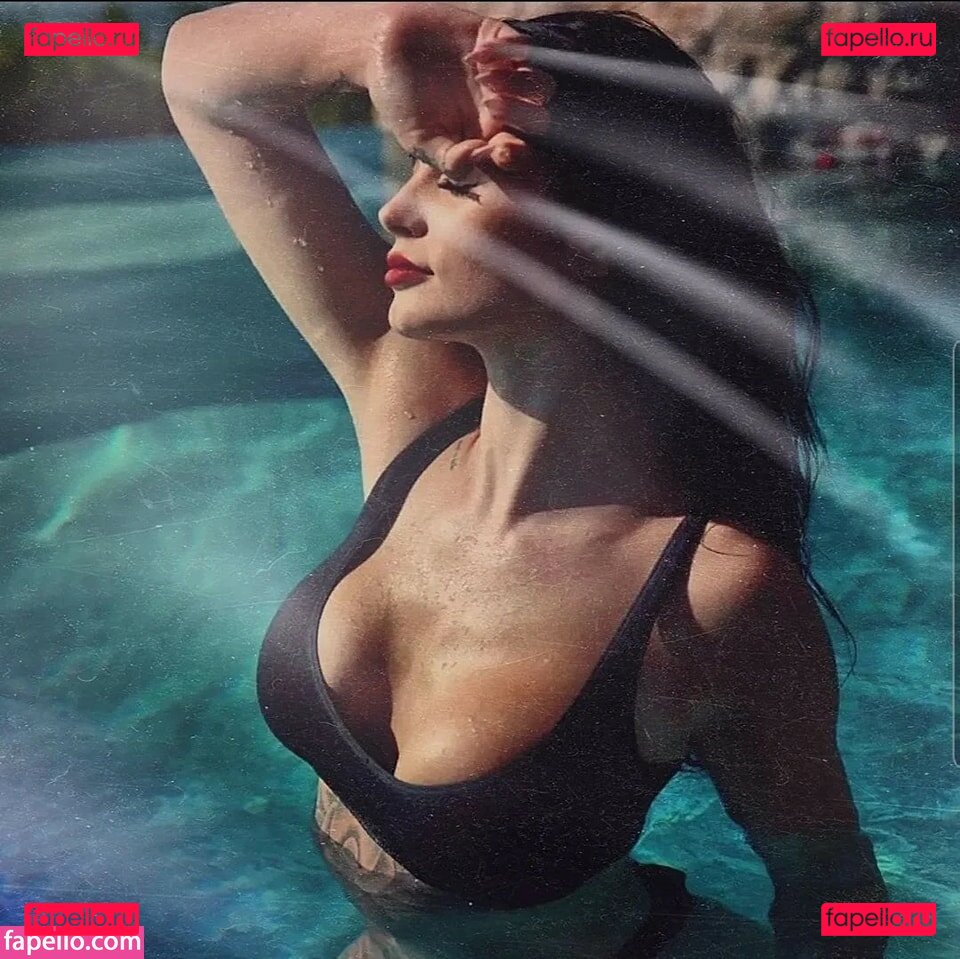 Saraya Bevis Nude Onlyfans Photo 39