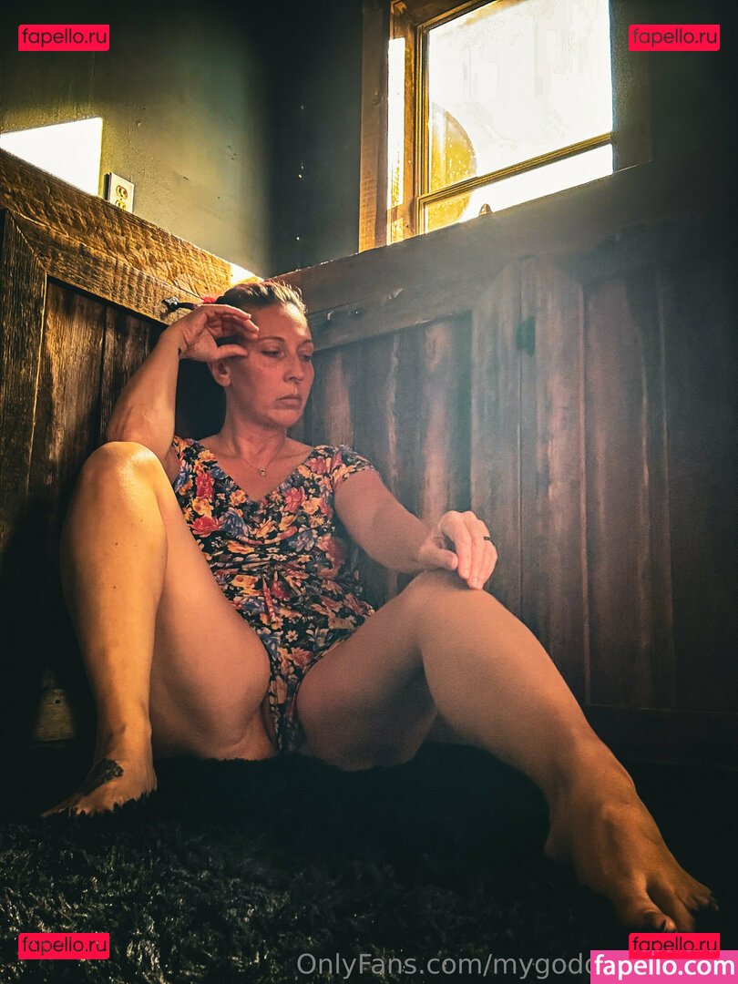 csmooth2342 / mygoddesswitch2 Onlyfans Photo Gallery 