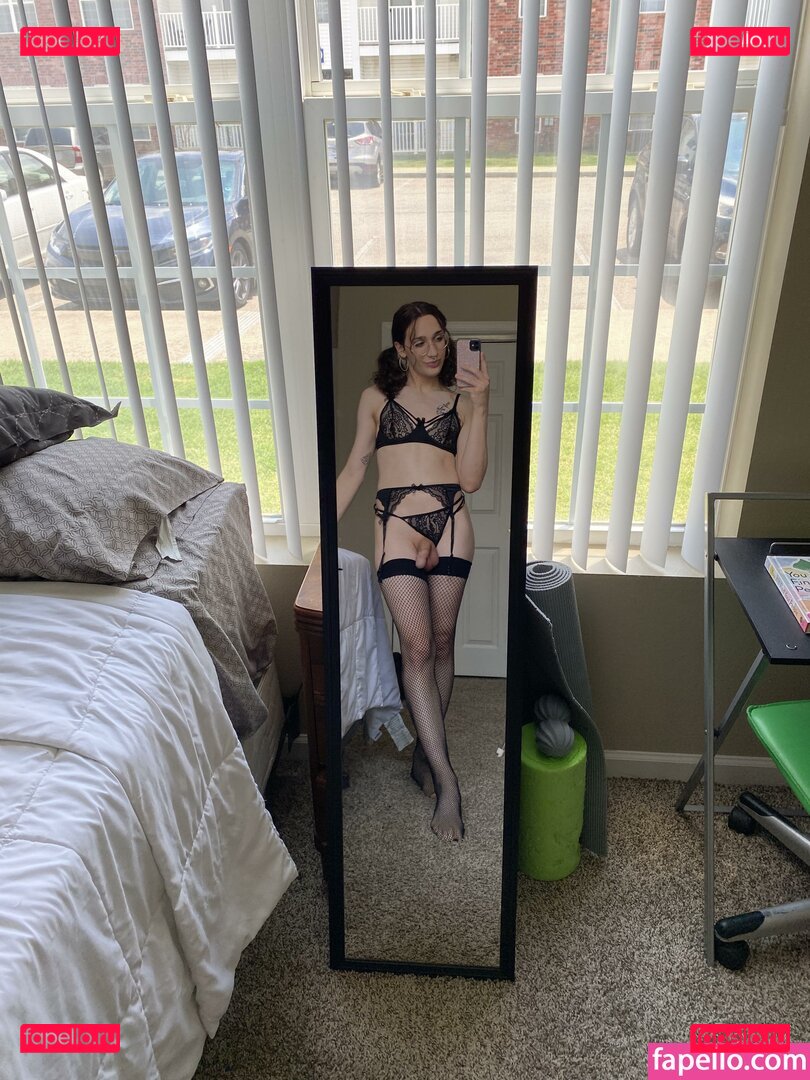 Taylor Hamilton Nude Onlyfans Photo 19