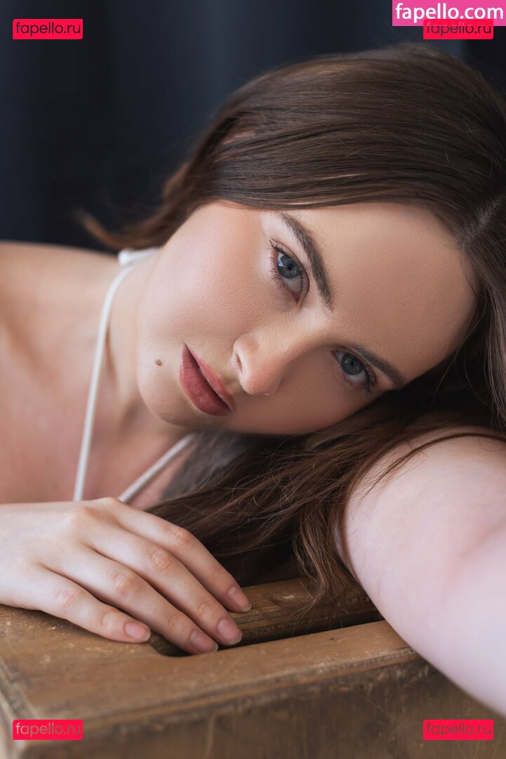 Erinmhk / erinmarleyklay / noterinmhk Onlyfans Photo Gallery 