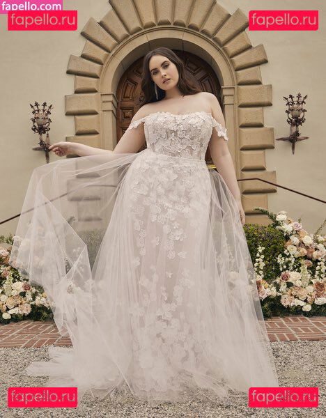 Erinmhk / erinmarleyklay / noterinmhk Onlyfans Photo Gallery 