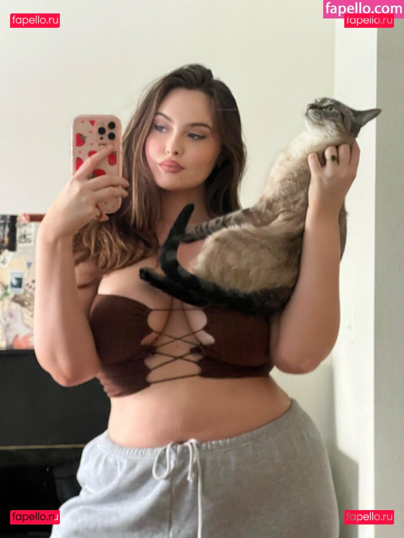 Erinmhk / erinmarleyklay / noterinmhk Onlyfans Photo Gallery 