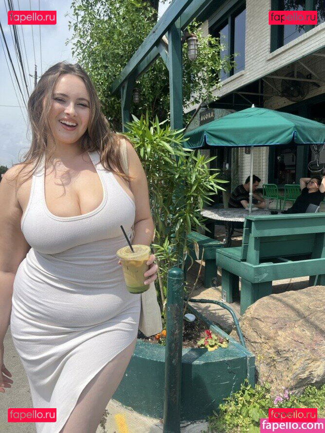 Erinmhk / erinmarleyklay / noterinmhk Onlyfans Photo Gallery 