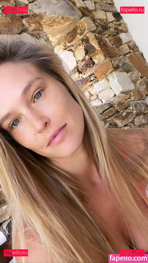 Bar Refaeli / bar.refaeli / barrefaeli Onlyfans Photo Gallery 