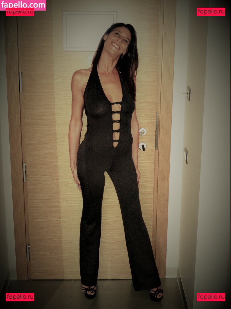 https: / lasilvia.76 / lasilvia76 Onlyfans Photo Gallery 