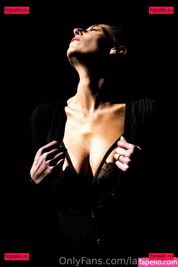 https: / lasilvia.76 / lasilvia76 Onlyfans Photo Gallery 