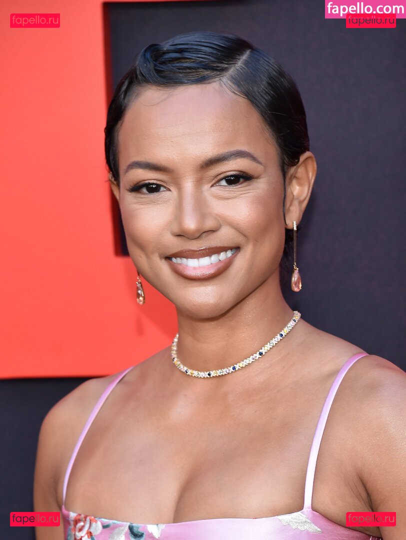 Karrueche / Karrueche Tran / itskarrueche Onlyfans Photo Gallery 