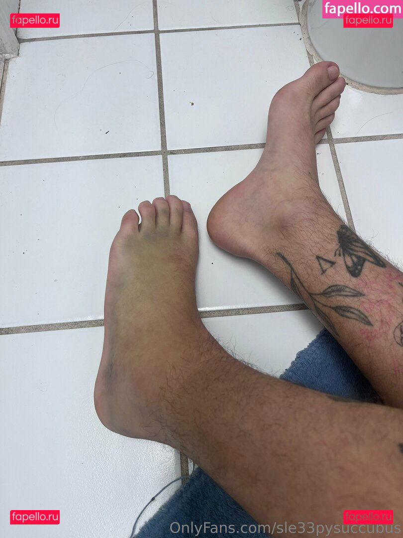 halfields_ / sle33pysuccubus Onlyfans Photo Gallery 