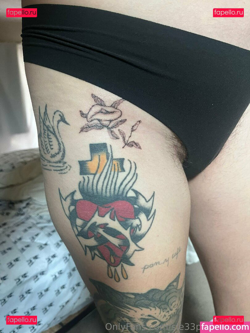 halfields_ / sle33pysuccubus Onlyfans Photo Gallery 