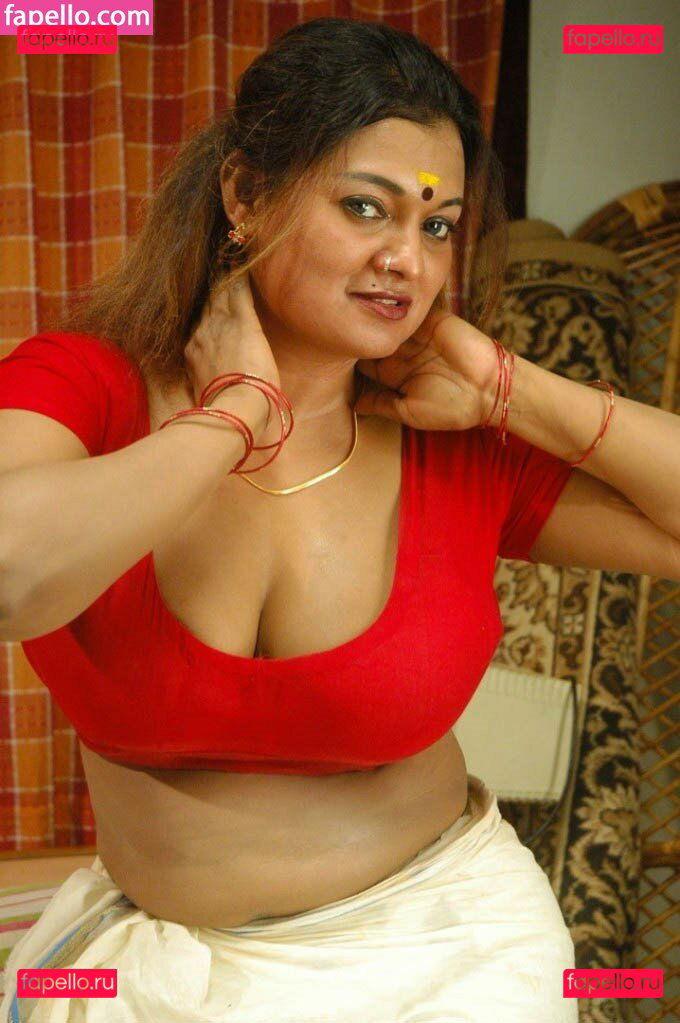 Klara Castanho / klarafgcastanho Onlyfans Photo Gallery 