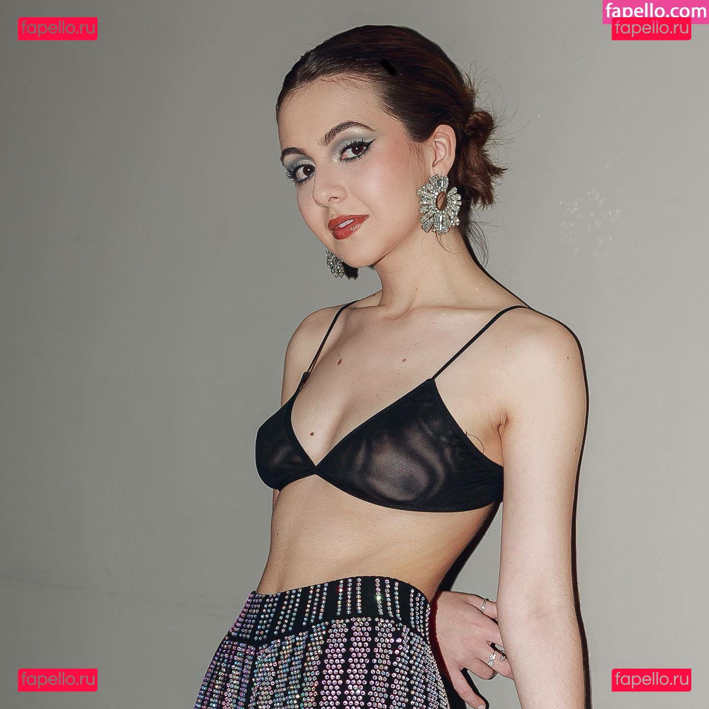 Klara Castanho / klarafgcastanho Onlyfans Photo Gallery 