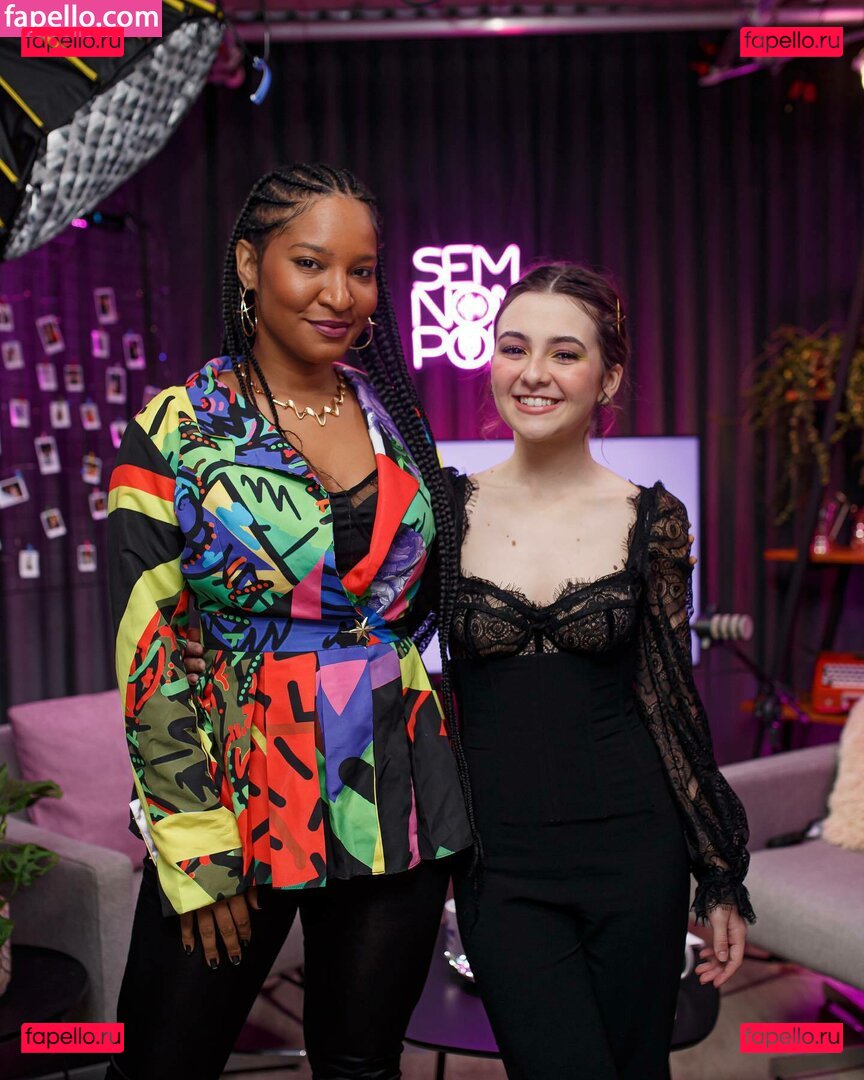 Klara Castanho / klarafgcastanho Onlyfans Photo Gallery 